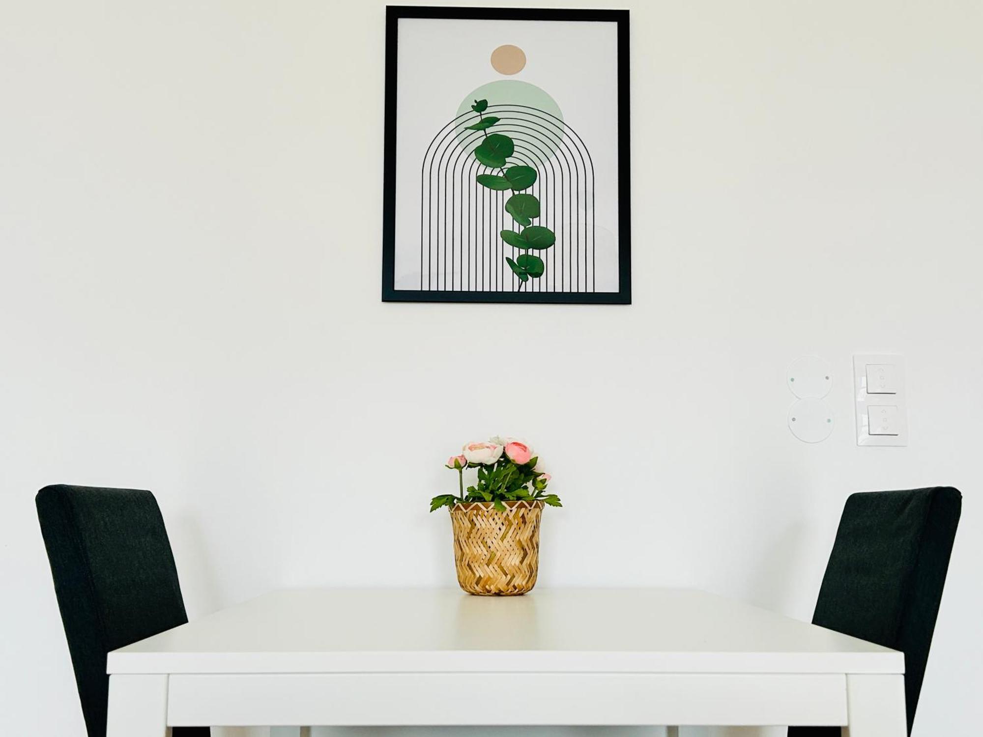 Modern Apartment With Balcony & Free Parking - Nearby Metro Βιέννη Εξωτερικό φωτογραφία
