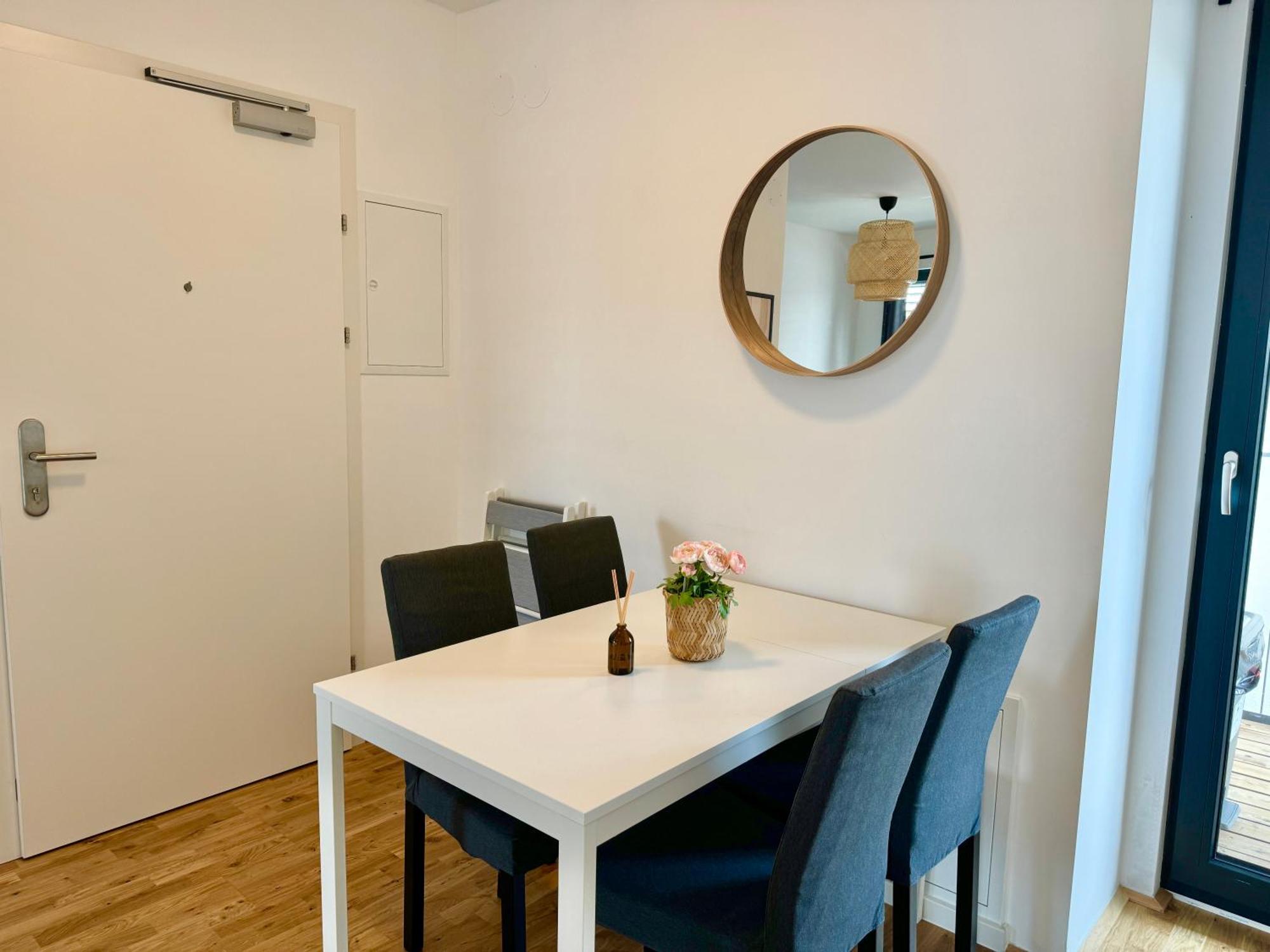 Modern Apartment With Balcony & Free Parking - Nearby Metro Βιέννη Εξωτερικό φωτογραφία
