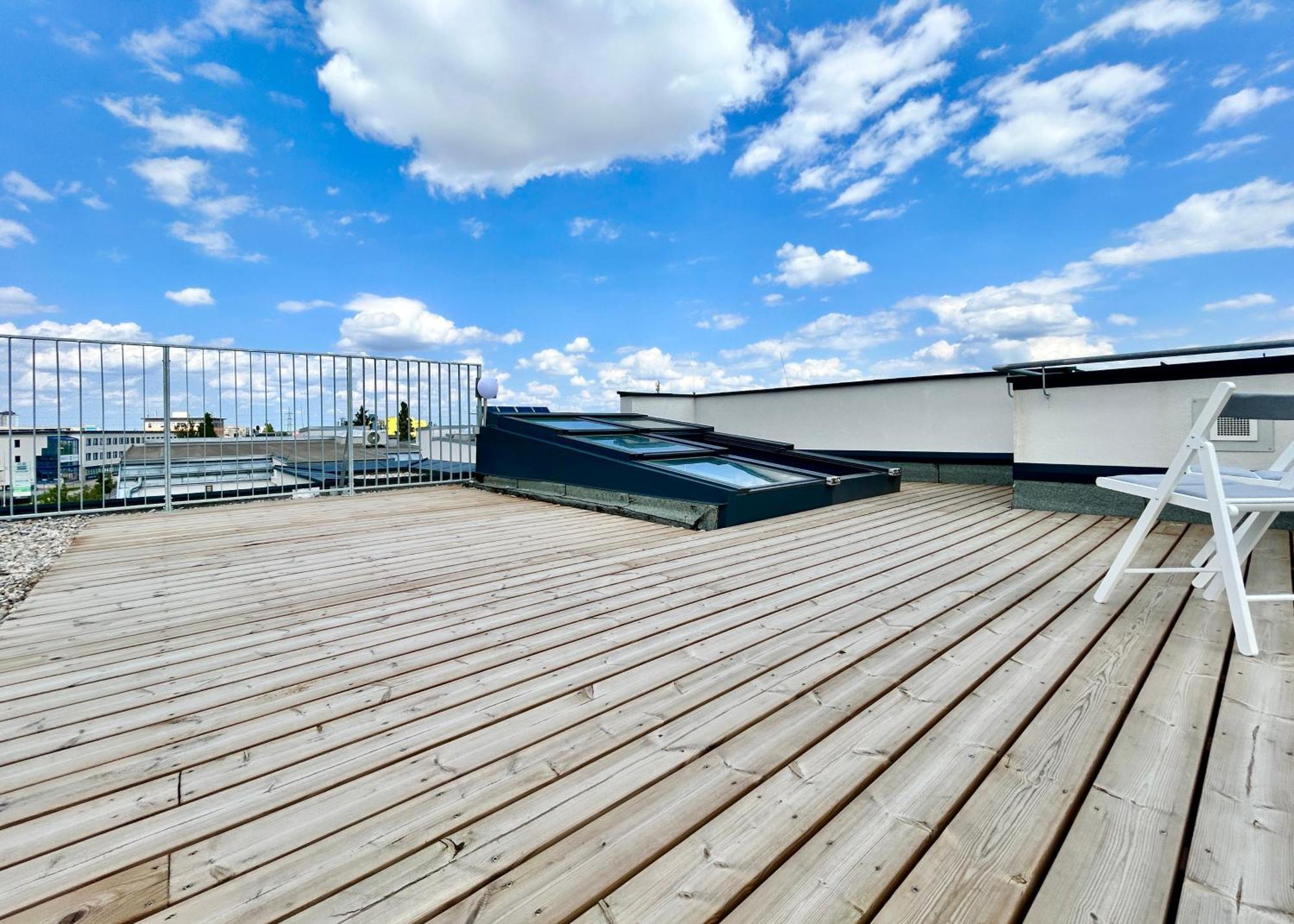 Modern Apartment With Balcony & Free Parking - Nearby Metro Βιέννη Εξωτερικό φωτογραφία